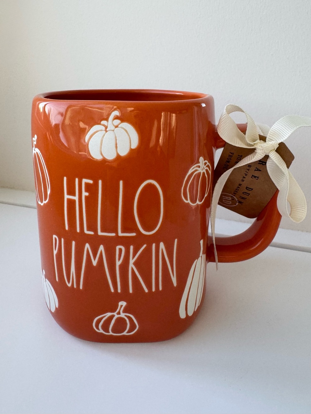 NWT Rae Dunn orange “Hello Pumpkin” mug
